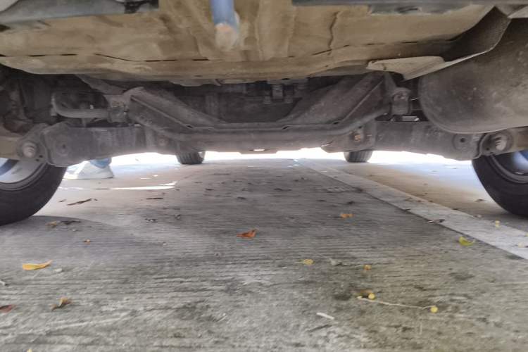 Used Dongfeng Aeolus AX7 2016 2.0L Automatic Zhiyi Trim Chassis Rear