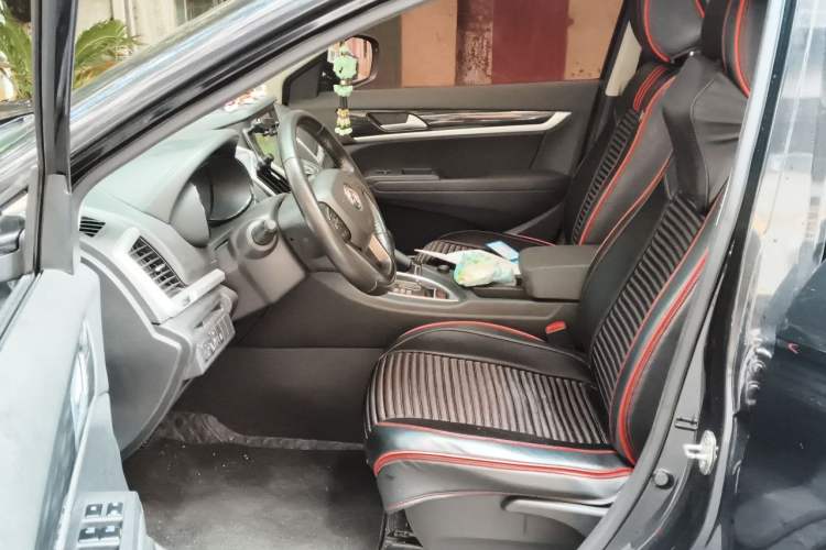 Used Dongfeng Aeolus AX7 2016 2.0L Automatic Zhiyi Trim Driver Seat