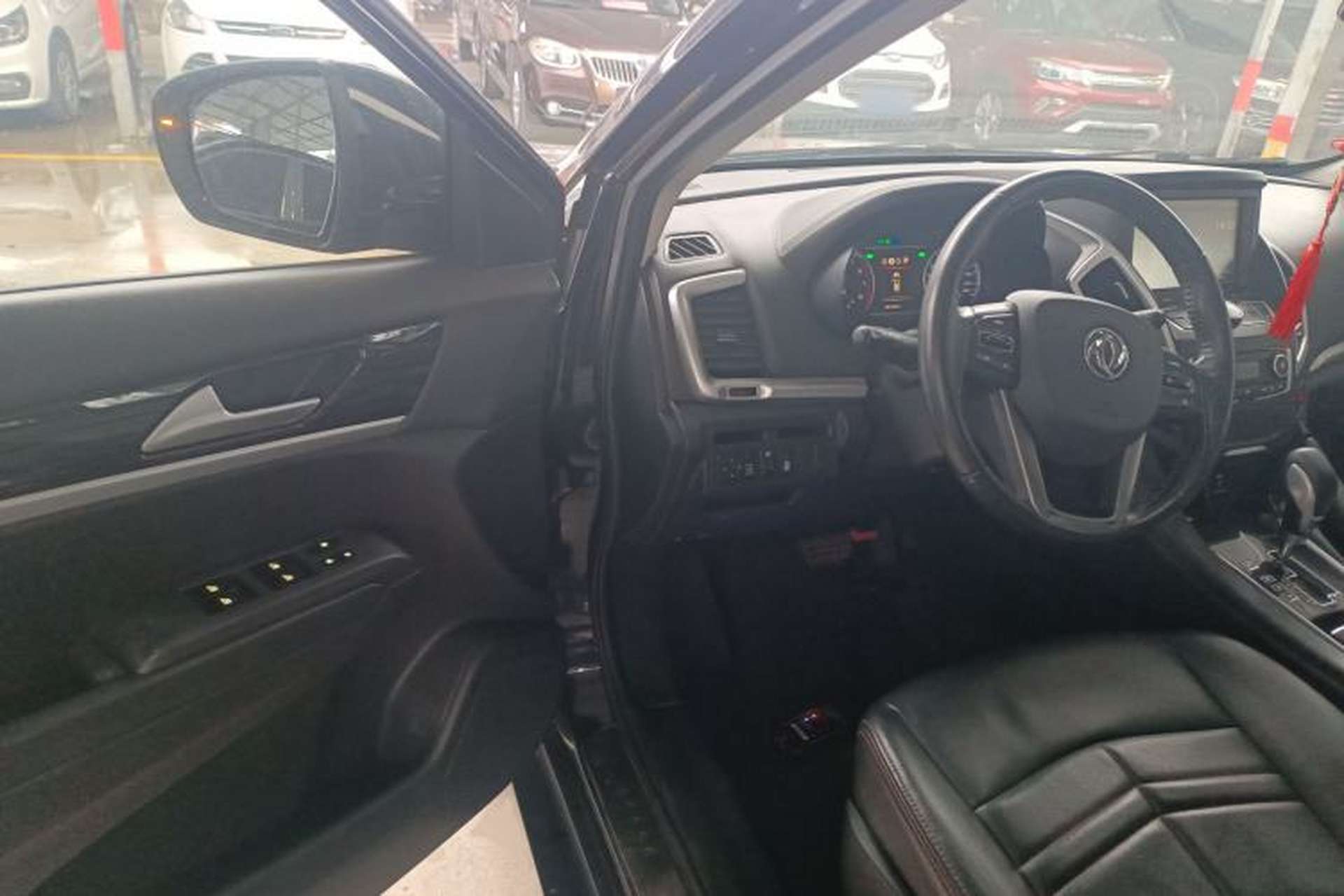 Used Dongfeng Aeolus AX7 2016 2.0L Automatic Zhiyi Trim Driver Seat