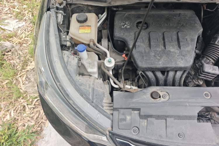 Used Dongfeng Aeolus AX7 2016 2.0L Automatic Zhiyi Trim Engine Bay Right