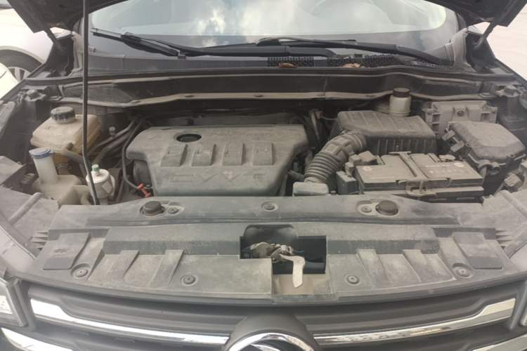 Used Dongfeng Aeolus AX7 2016 2.0L Automatic Zhiyi Trim Engine Bay
