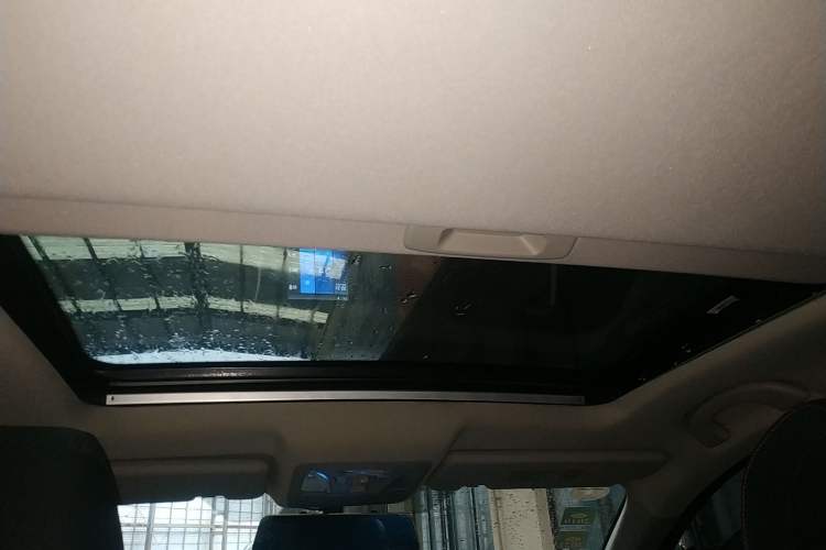 Used Dongfeng Aeolus AX7 2016 1.4T Manual Zhuyue Model Headliner