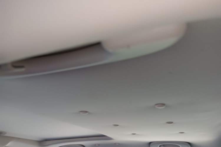 Used Dongfeng Aeolus AX7 2016 2.0L Automatic Zhiyi Trim Headliner