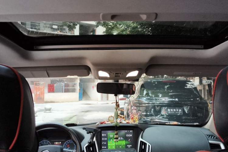 Used Dongfeng Aeolus AX7 2016 2.0L Automatic Zhiyi Trim Headliner