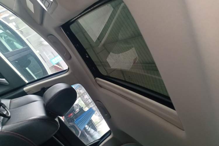 Used Dongfeng Aeolus AX7 2016 2.0L Automatic Zhiyi Trim Headliner