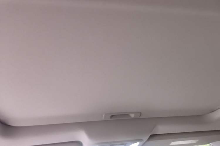 Used Dongfeng Aeolus AX7 2016 2.0L Manual Zhiyi Trim Headliner