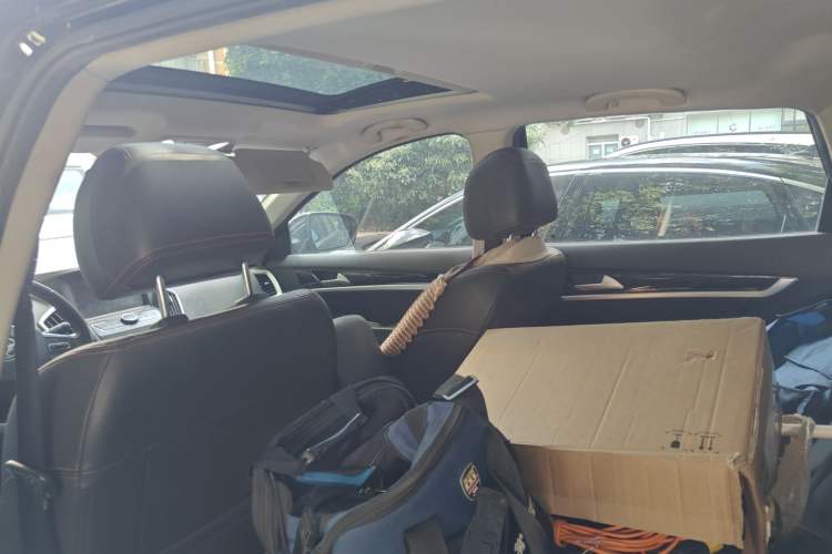 Used Dongfeng Aeolus AX7 2016 2.0L Automatic Zhiyi Trim Headliner