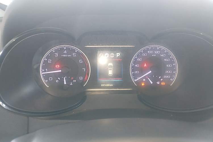 Used Dongfeng Aeolus AX7 2016 2.0L Automatic Zhiyi Trim Instrument Cluster