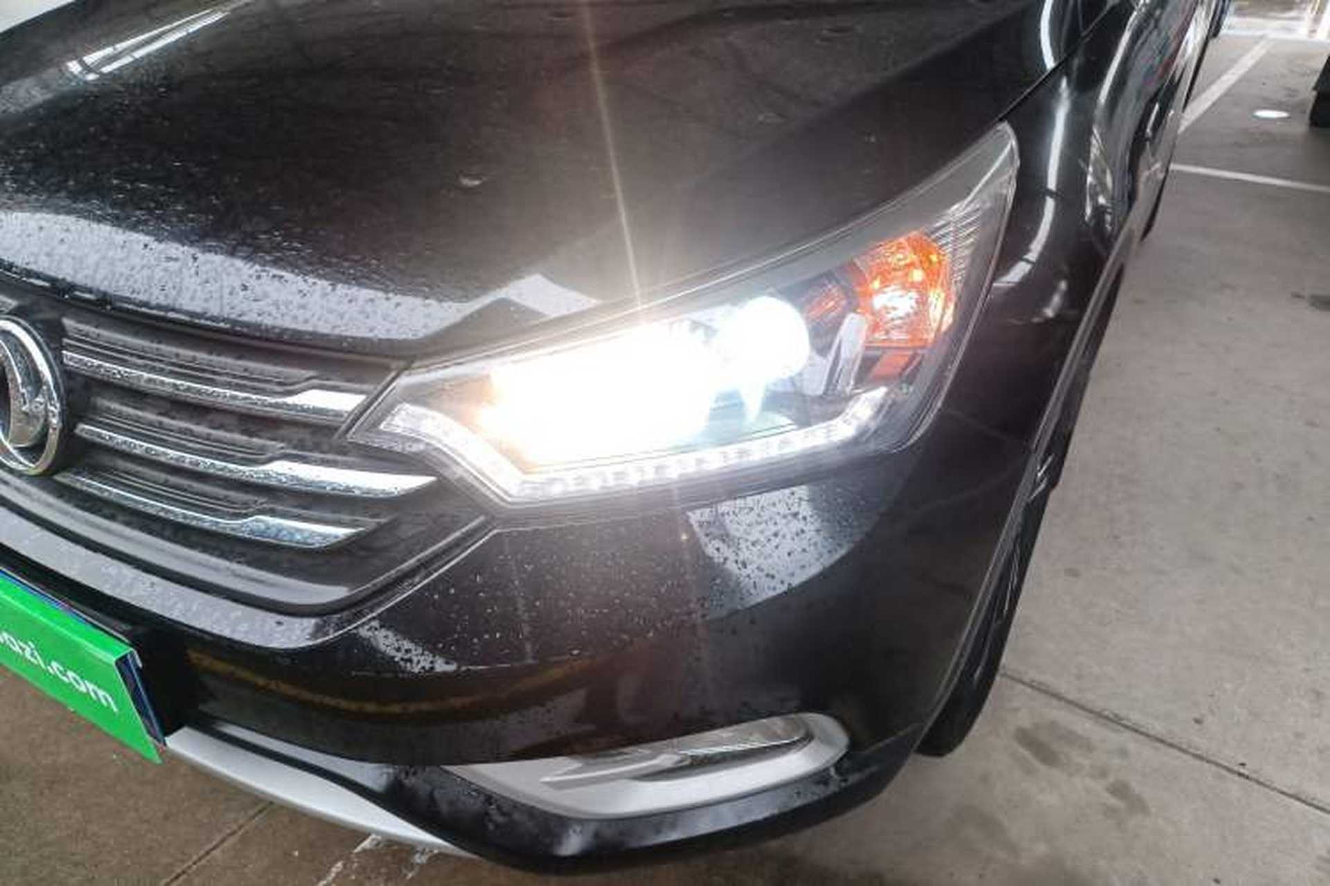 Used Dongfeng Aeolus AX7 2016 2.0L Automatic Zhiyi Trim Left Front Headlight