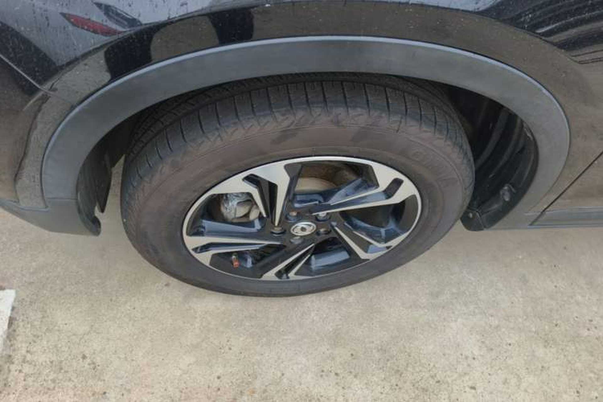 Used Dongfeng Aeolus AX7 2016 2.0L Automatic Zhiyi Trim Left Front Wheel Hub