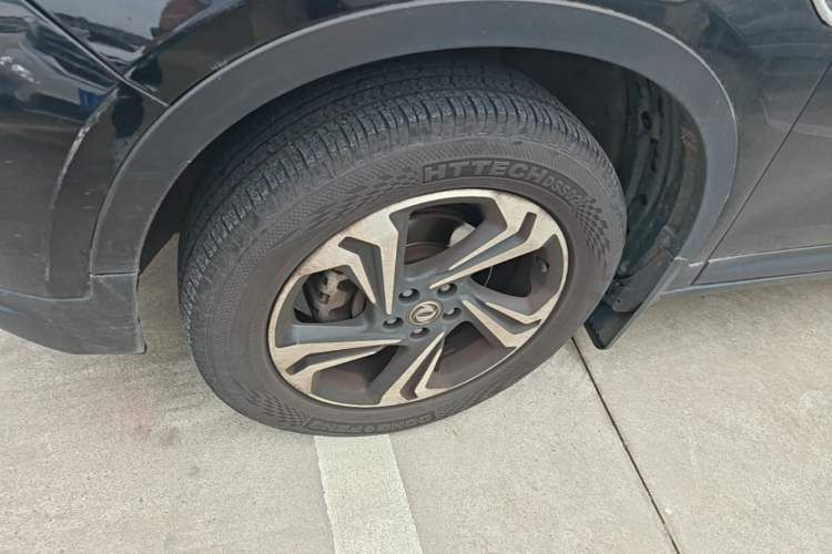 Used Dongfeng Aeolus AX7 2016 2.0L Automatic Zhiyi Trim Left Front Wheel Hub