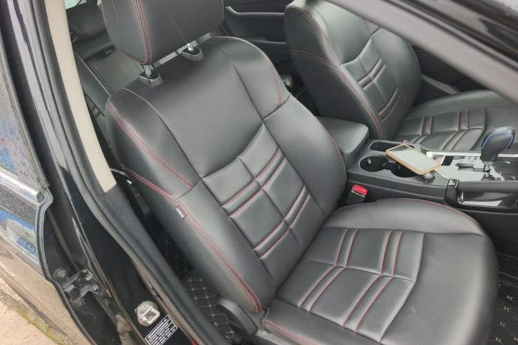 Used Dongfeng Aeolus AX7 2016 2.0L Automatic Zhiyi Trim Right Front Seat