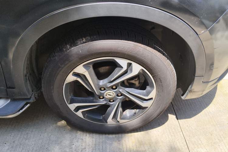 Used Dongfeng Aeolus AX7 2016 2.0L Automatic Zhiyi Trim Right Front Wheel Hub