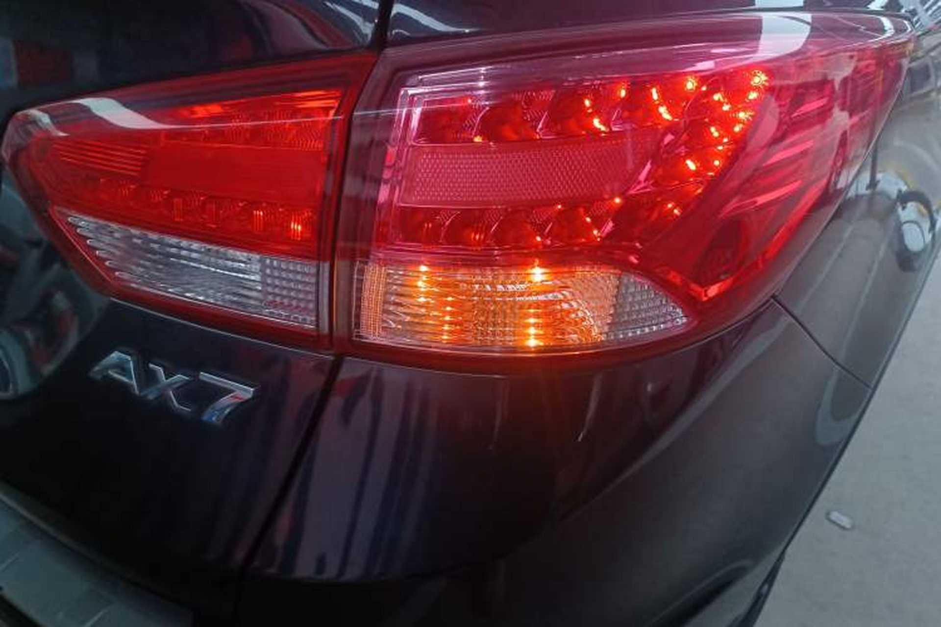 Used Dongfeng Aeolus AX7 2016 2.0L Automatic Zhiyi Trim Right Rear Taillight