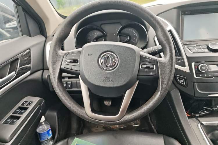 Used Dongfeng Aeolus AX7 2016 1.4T Manual Zhuyue Model Steering Wheel