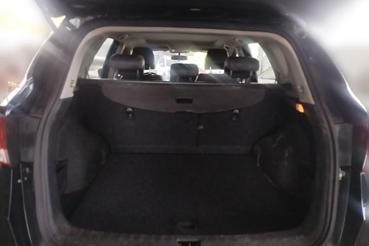Used Dongfeng Aeolus AX7 2016 2.0L Automatic Zhiyi Trim Trunk