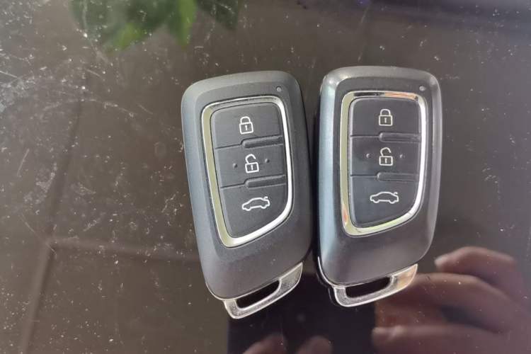 Used Dongfeng Aeolus AX7 2016 1.4T Manual Zhuyue Model Vehicle Key