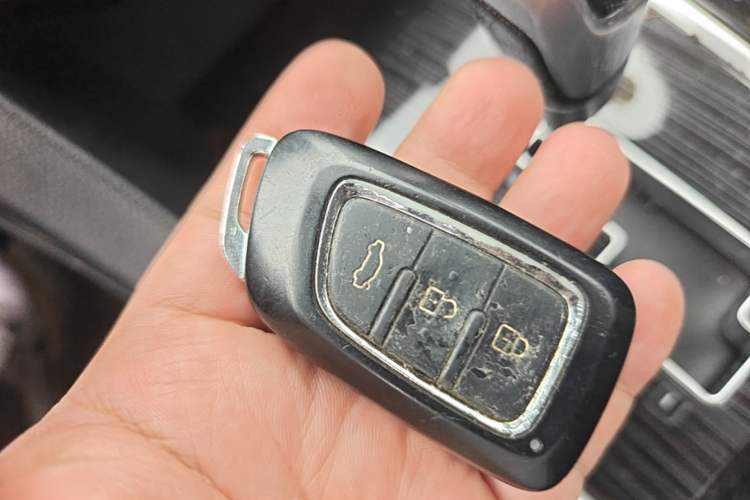 Used Dongfeng Aeolus AX7 2016 2.0L Automatic Zhiyi Trim Vehicle Key