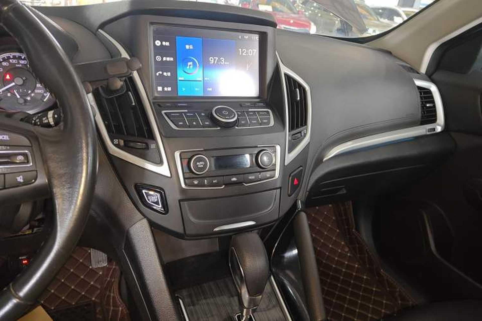 Used Dongfeng Aeolus AX7 2016 2.0L Automatic Zhiyi Trim Audio And AC Panel
