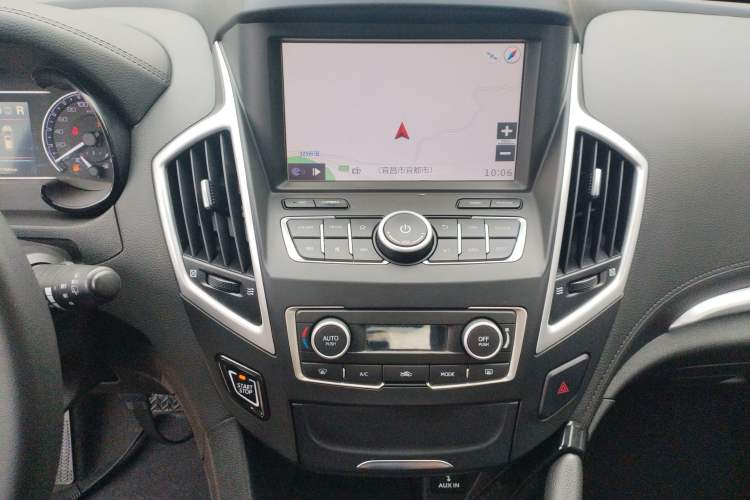 Used Dongfeng Aeolus AX7 2016 2.0L Automatic Zhiyi Trim Audio And AC Panel