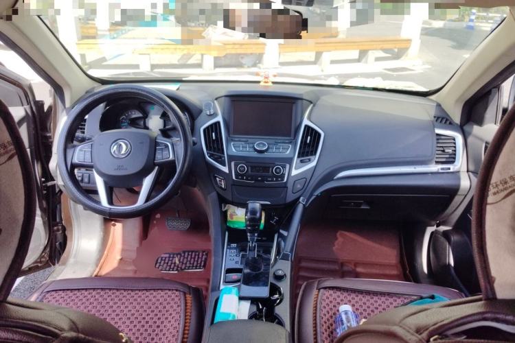 Used Dongfeng Aeolus AX7 2016 2.0L Automatic Zhiyi Trim Center Console