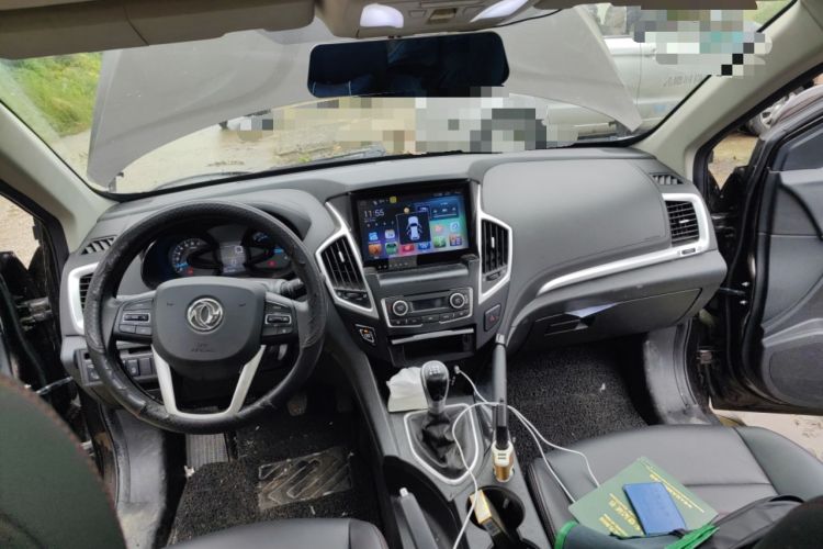 Used Dongfeng Aeolus AX7 2016 1.4T Manual Zhuyue Model Center Console