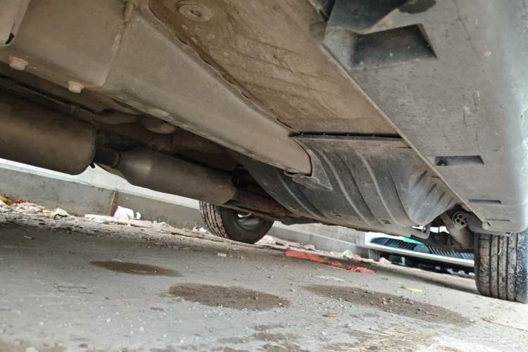 Used Dongfeng Aeolus AX7 2016 2.0L Automatic Zhiyi Trim Chassis Front Left