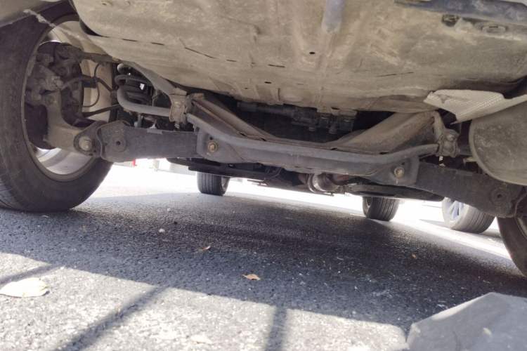 Used Dongfeng Aeolus AX7 2016 2.0L Automatic Zhiyi Trim Chassis Rear
