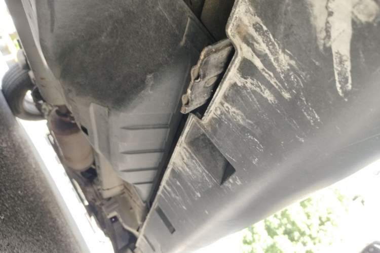 Used Dongfeng Aeolus AX7 2016 2.0L Automatic Zhiyi Trim Chassis Rear Right