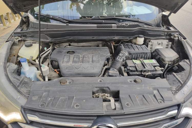 Used Dongfeng Aeolus AX7 2016 2.0L Automatic Zhiyi Trim Engine Bay
