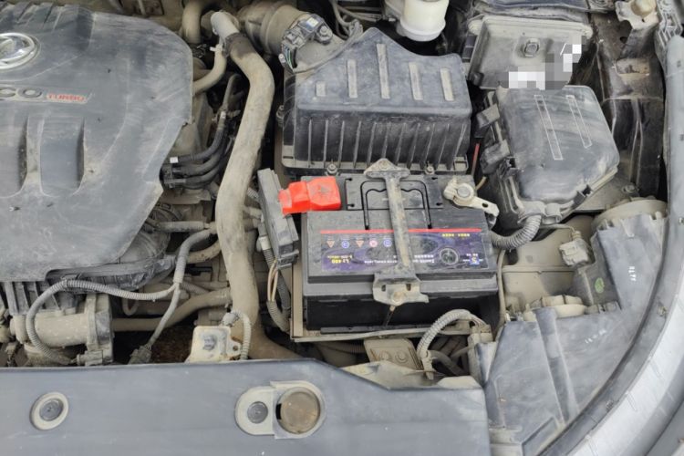Used Dongfeng Aeolus AX7 2016 1.4T Manual Zhuyue Model Engine Bay Left