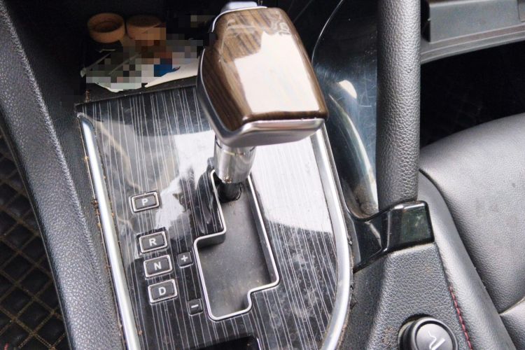 Used Dongfeng Aeolus AX7 2016 2.0L Automatic Zhiyi Trim Gear Lever