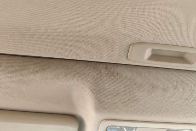 Used Dongfeng Aeolus AX7 2016 2.0L Automatic Zhiyi Trim Headliner