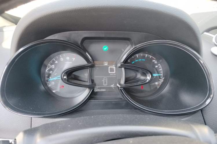Used Dongfeng Aeolus AX7 2016 2.0L Automatic Zhiyi Trim Instrument Cluster