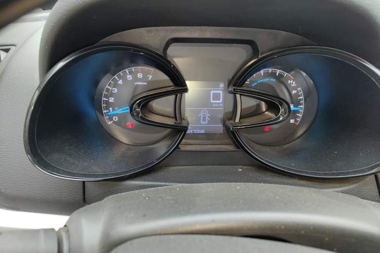 Used Dongfeng Aeolus AX7 2016 1.4T Manual Zhuyue Model Instrument Cluster