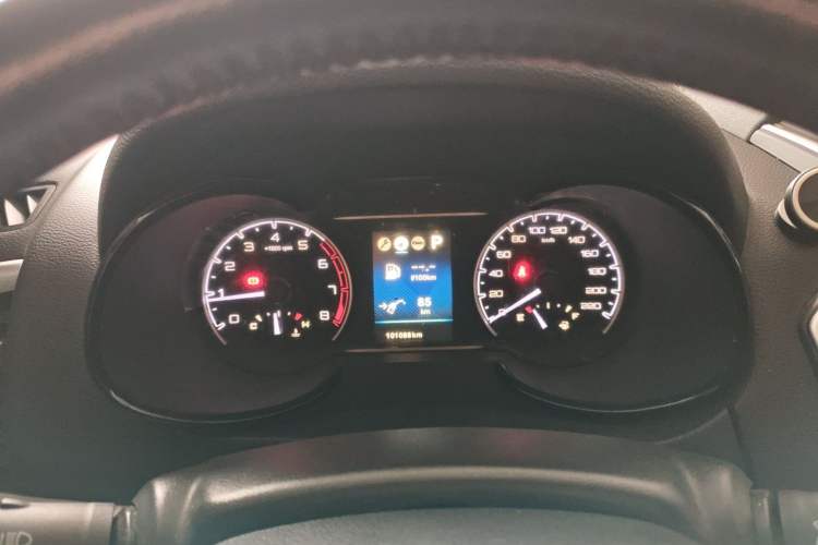 Used Dongfeng Aeolus AX7 2016 2.0L Automatic Zhiyi Trim Instrument Cluster