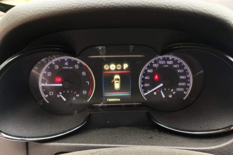 Used Dongfeng Aeolus AX7 2016 2.0L Automatic Zhiyi Trim Instrument Cluster