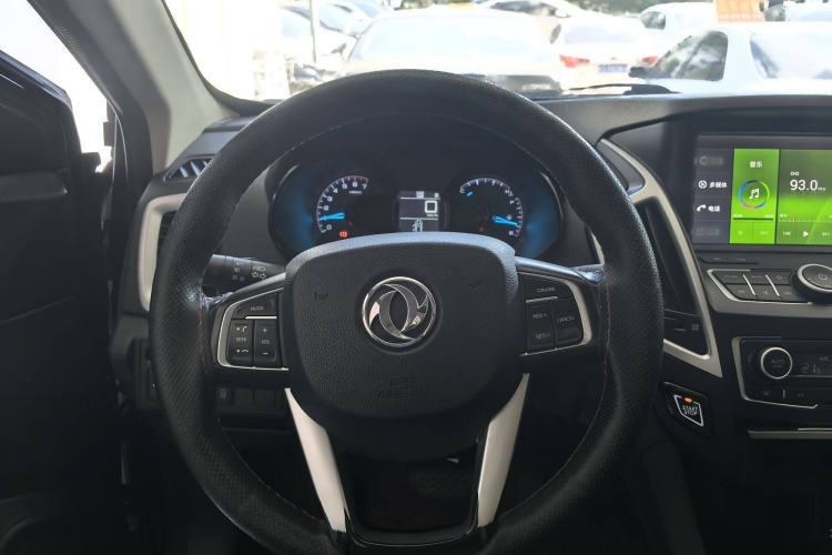 Used Dongfeng Aeolus AX7 2016 2.0L Automatic Zhiyi Trim Interior 2