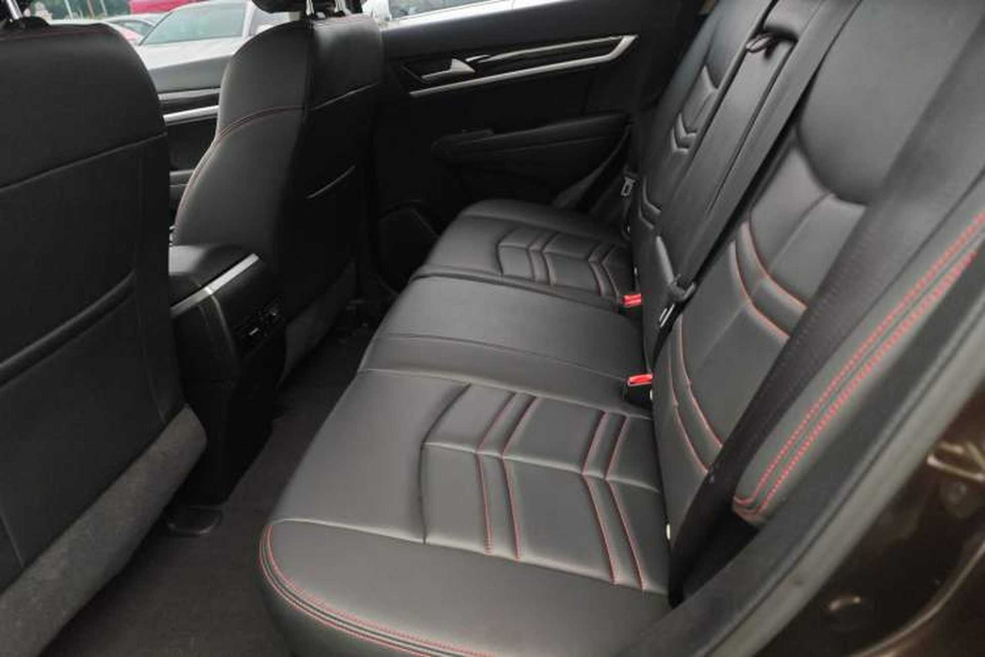 Used Dongfeng Aeolus AX7 2016 1.4T Manual Zhuyue Model Interior 4