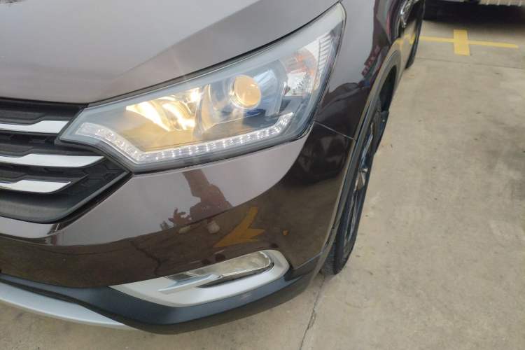Used Dongfeng Aeolus AX7 2016 2.0L Automatic Zhiyi Trim Left Front Headlight