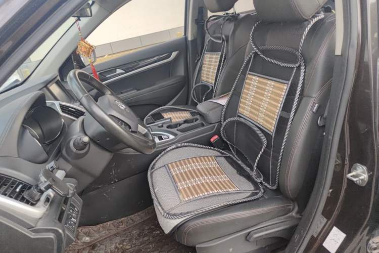 Used Dongfeng Aeolus AX7 2016 2.0L Automatic Zhiyi Trim Left Front Seat