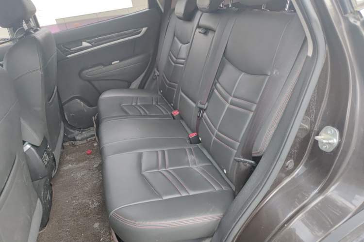 Used Dongfeng Aeolus AX7 2016 2.0L Automatic Zhiyi Trim Left Rear Seat