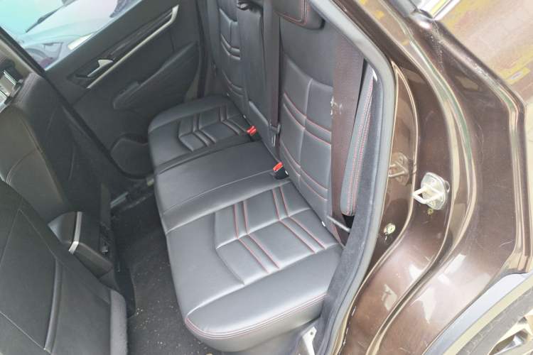 Used Dongfeng Aeolus AX7 2016 2.3L Automatic ZhiZun Version Left Rear Seat