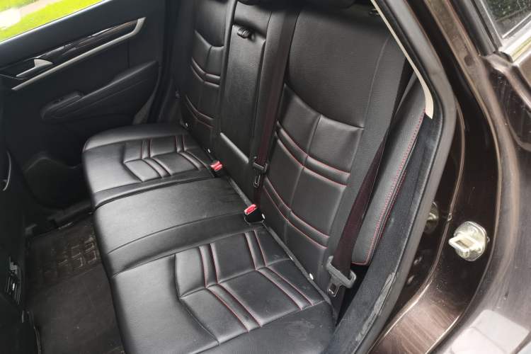 Used Dongfeng Aeolus AX7 2016 2.0L Automatic Zhiyi Trim Left Rear Seat