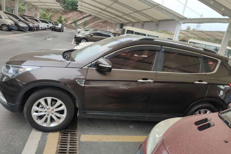 Used Dongfeng Aeolus AX7 2016 2.0L Automatic Zhiyi Trim Left Side
