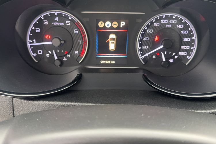 Used Dongfeng Aeolus AX7 2016 2.0L Automatic Zhiyi Trim Odometer Close Up