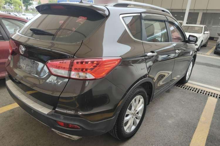 Used Dongfeng Aeolus AX7 2016 2.0L Automatic Zhiyi Trim Rear Right 45 Deg
