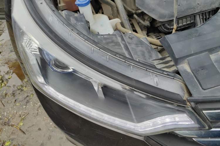 Used Dongfeng Aeolus AX7 2016 1.4T Manual Zhuyue Model Right Front Headlight