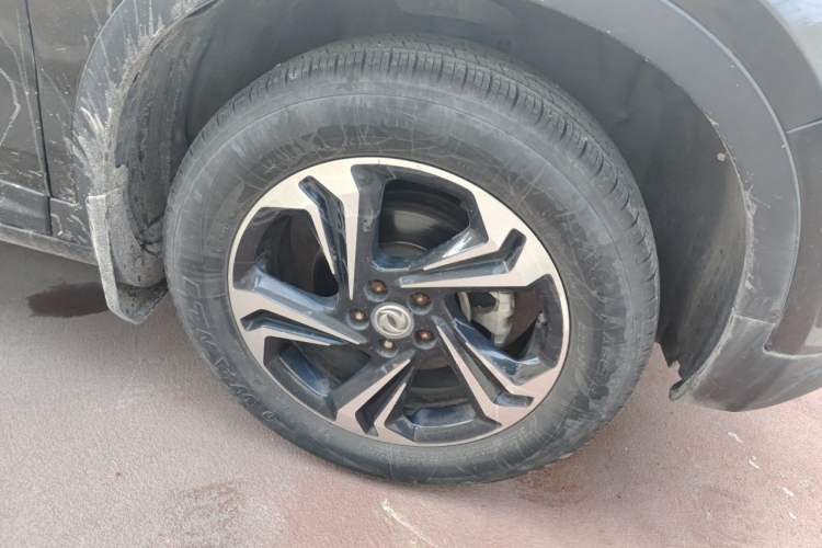 Used Dongfeng Aeolus AX7 2016 2.0L Automatic Zhiyi Trim Right Front Wheel Hub