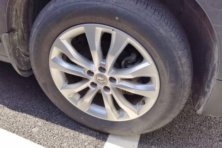 Used Dongfeng Aeolus AX7 2016 2.0L Automatic Zhiyi Trim Right Front Wheel Hub